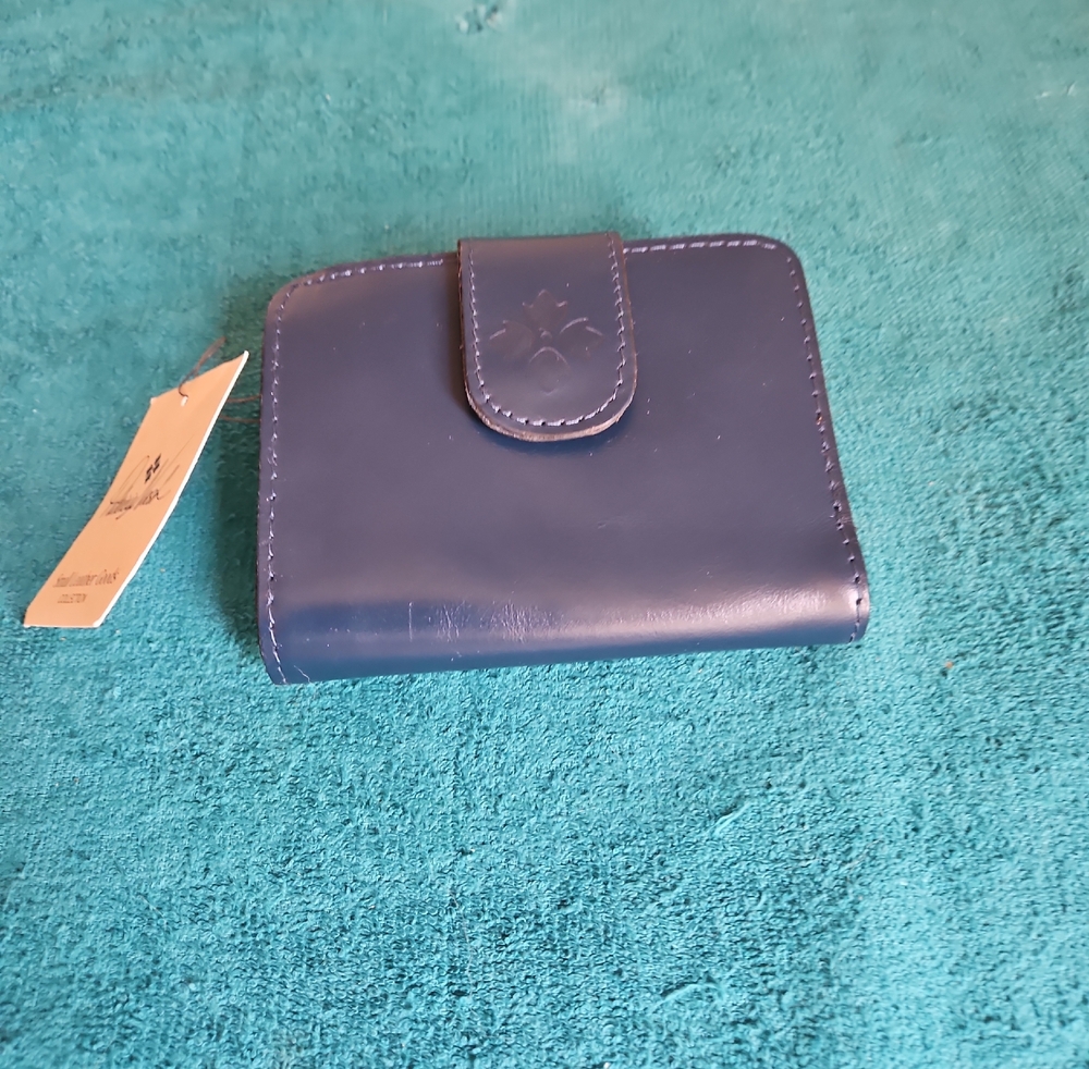 Patricia Nash Iberia Bifold Wallet
